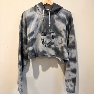 Grey tie dye cropped hoodie embroidered face Size large